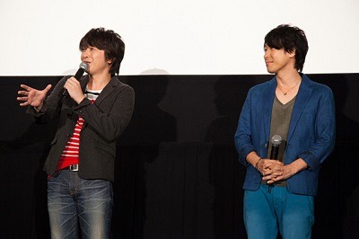 左）小野大輔さん、右）鈴村健一さん