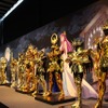 「聖闘士星矢30周年展」レポート 車田正美の原画や黄金聖衣12体が勢揃い・画像