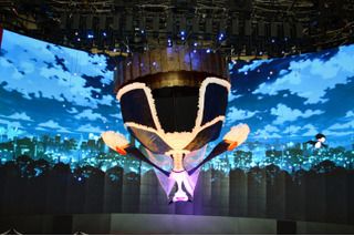 巨大な“ワルプルギスの夜”がお出迎え！時間によって変化も？ 「マギアレコード」ブース【AJ2019】 画像