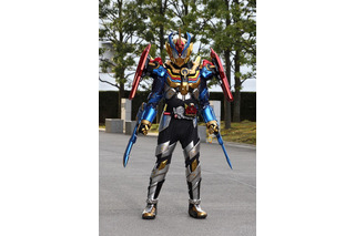 ビルド“最終章”「仮面ライダーグリス」最強フォーム誕生！敵キャラも公開 画像