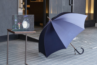 「となりのトトロ」サツキがバス停でトトロにあげた“あの雨傘”が発売決定！ 画像
