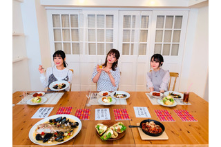 日笠陽子＆井口裕香＆小倉唯、料理の腕前やユニット“RO-KYU-BU!”の思い出を披露♪ 声優クッキングバラエティがABEMAで放送 画像