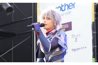 「エヴァンゲリオン」渚カヲルのコスプレで、手越祐也がサプライズ登場！ 「世界コスプレサミット2021」ステージ【レポート】 画像