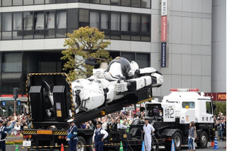 実物大イングラムが東京国際映画祭に　長編劇場版「パトレイバー」もお披露目 画像