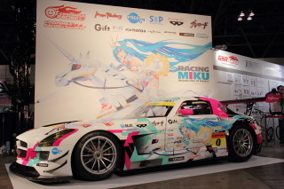 2連覇誓うグッドスマイルレーシング 「初音ミクSLS」ワンフェスで初公開 画像