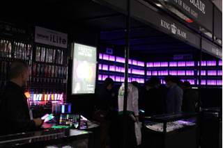 盛り上がるアニメライブ、その陰にはペンライトの進化あり KING BLADEがAnimeJapan 2015で公開 画像