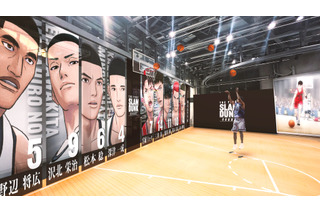 映画「THE FIRST SLAM DUNK」展示にグッズ＆グルメも！ 復活上映記念イベント“COURT”開催 画像