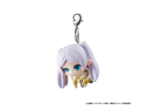 「葬送のフリーレン」フェルン、シュタルクをつまんでつなげる♪ つい集めたくなっちゃうガシャポンが登場 画像