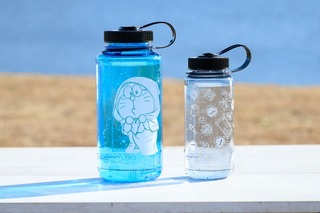 「映画ドラえもん」がアウトドアグッズに！ ナルゲン製ボトル＆モンベル製Ｔシャツ登場♪ 画像