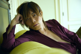 声優・谷山紀章が50歳記念写真集をリリース！ 「我ながらよしときゃいーのにと思いますが…」 画像