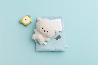 「いしよわちゃん」後輩ちゃん登場♪  文房具や“睡魔に勝てないぬいぐるみ”など新グッズが盛りだくさん！ 画像