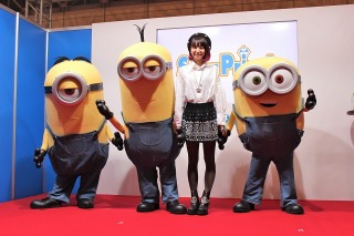 ミニオンズも登場して大盛況！　「LiSAプライズ登場記念トークショー」 画像