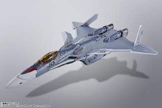 「マクロスΔ」10周年！機体番号・Δ10の“VF-31A カイロス”登場！記念デザインのファイター専用台座も注目 画像