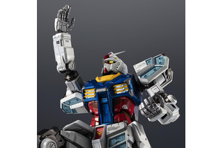 「たかがメインカメラが光るだけだ！」ガンダムが超合金より立体化！メインカメラ・デュアルカメラ・胸部ダクトにライトアップギミックを搭載！ 画像