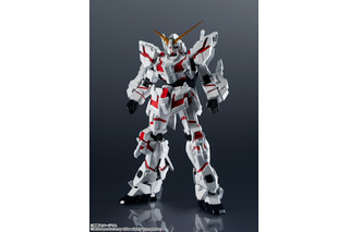 「それでも！」「機動戦士ガンダムUC」よりユニコーンガンダムが再販！ビーム・マグナムを両手持ちして劇中シーンを再現できる 画像