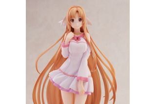 「SAO」アスナ、微笑みと透明感が抜群◎ “創世神ステイシア”ルームウェア姿で立体化 画像