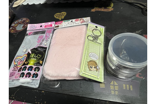 不器用な私を“推し活の天才”に変える「Seria」の100均神グッズ4選。銀テープもぬい活も劇的レベルアップ！【暮らしの推し活手帳】 画像