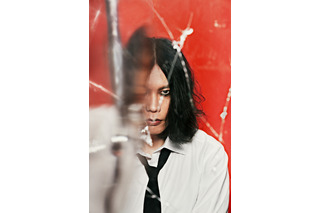 米津玄師「IRIS OUT」　異例のロングヒット爆進中！歴代最多記録を更新、オリコン・Billboard両チャートで4冠達成 画像