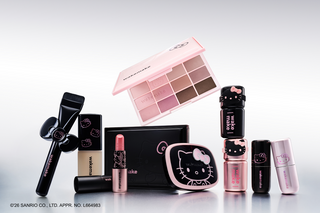 キティが大人かわいいコスメに大変身♪ 限定パケ＆カラーの定番アイパレットやリップも♪「wakemake」コラボ 画像