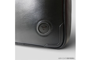 「PSYCHO-PASS」ビジネスシーンでの相棒に◎ オール防水本革のシティリュックが登場 “私のリュックは私が決める。” 画像