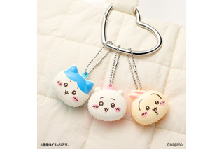ちいかわ、ハチワレたちのお顔がキュート♪ 「ちいかわ」コロッとかわいいマカロン型コスメが登場！ 実用性も兼ね備えたホイップ風マグネットも 画像