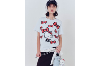 「ハローキティ」を大胆デザイン☆クロップド丈Tシャツや、主役級スウェットパンツで完成度高めファッション！【SNIDELコラボ】 画像