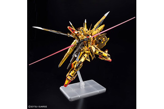 “あんたが大将機かよ”「ガンダムSEED DESTINY」カガリがウズミから託された機体「アカツキガンダム（オオワシ装備）」のガンプラが抽選販売受付中！ 画像