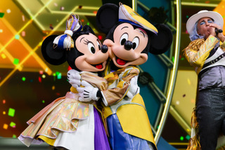 「東京ディズニーランド」ミッキーたち大集合☆新ショー始動！ヴァネロペ＆ベイマックスがステージショー初登場!! ライブパフォーマンスで贈る豪華ステージ【現地レポ／撮り下ろし写真あり】 画像