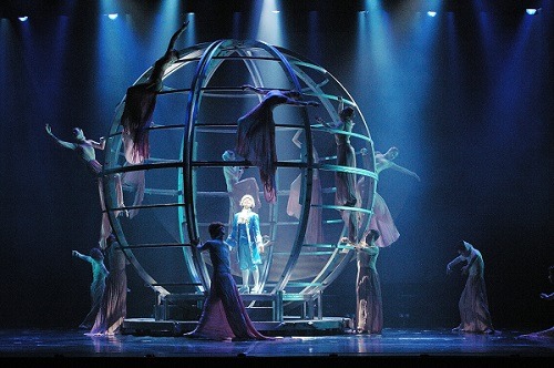 コミックが本格ミュージカルに！「21C： マドモアゼル・モーツァルト