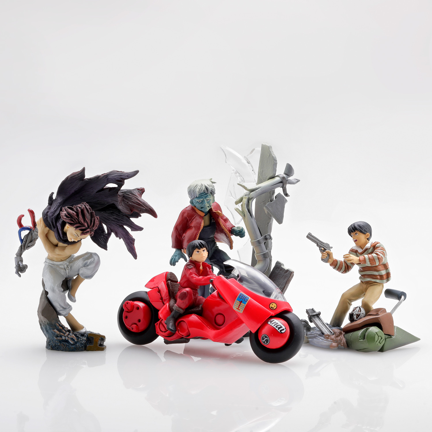 「AKIRA」ミニフィギュアシリーズ第1弾発売！ バイクに乗った金田