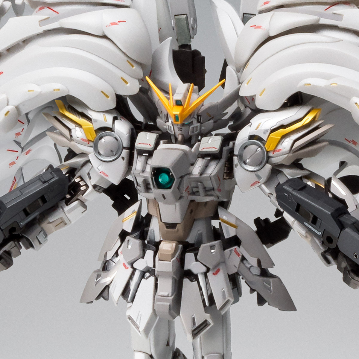 ガンダムW」幻の機体“白雪姫”、超合金として初フィギュア化