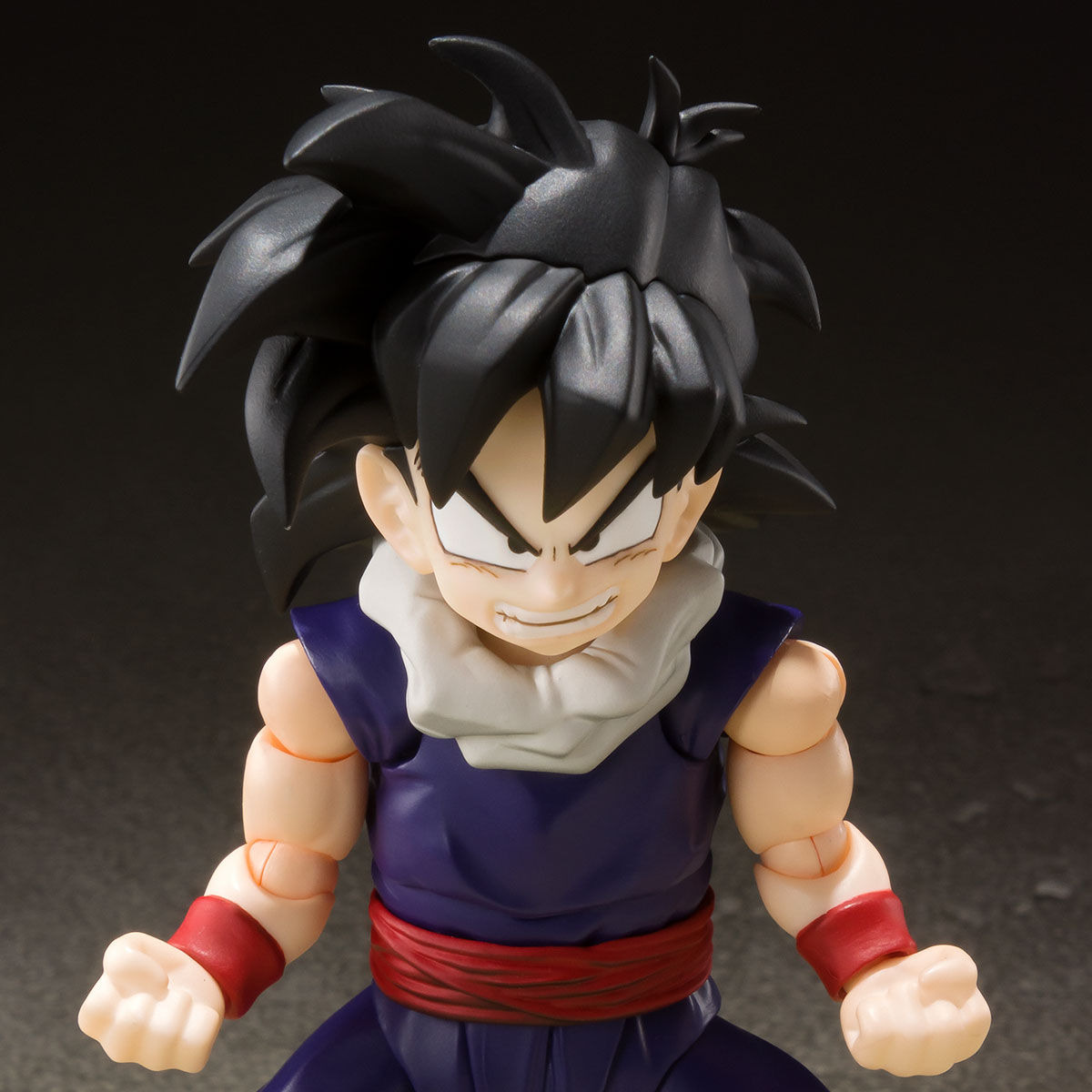 ドラゴンボールZ」孫悟飯の少年期をフィギュア化 坊ちゃん刈りの髪型 