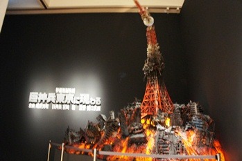 まるで巨大なおもちゃ箱 大人がワクワクする特撮博物館＠東京都現代