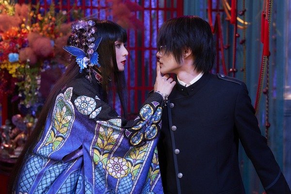 実写映画「ホリック xxxHOLiC」四月一日（神木隆之介）＆侑子（柴咲 