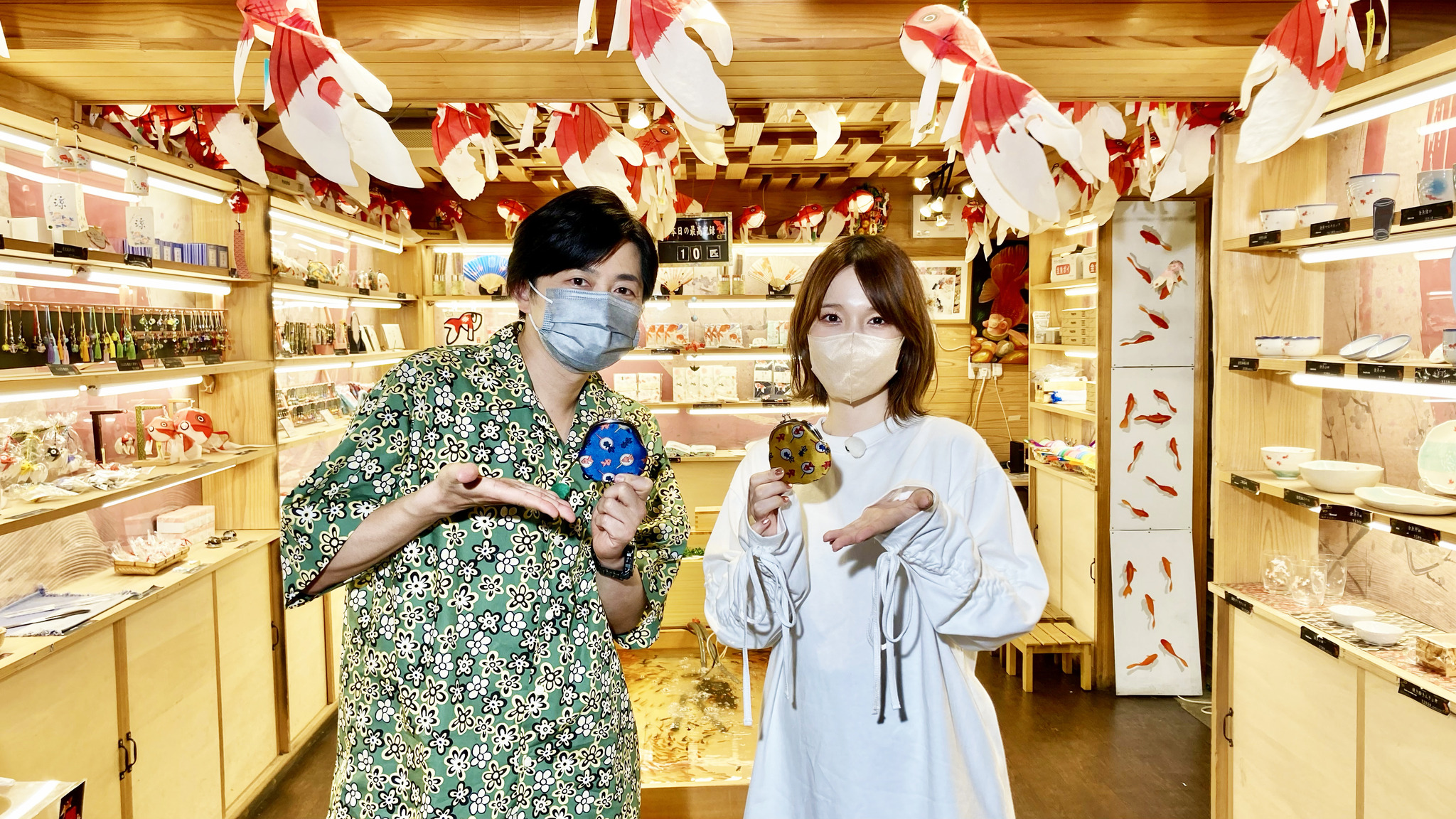 下野紘＆内田真礼が浅草をぶらり旅♪ 縁日ゲームでお祭り気分「声優と