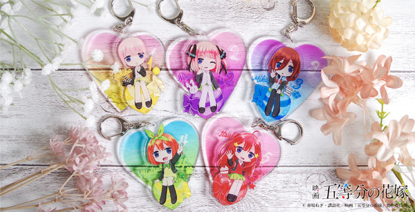 五等分の花嫁」中野家の五つ子、描き起こしイラストのコラボグッズ登場 