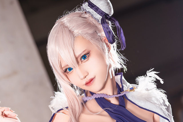 コスプレ】「コミケ100」『FGO』宮本武蔵がスタイリッシュな水着姿を