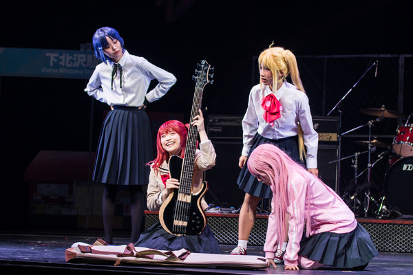 舞台「ぼっち・ざ・ろっく！」リアルぼっちちゃん＆結束バンド！ 圧巻 