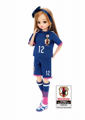 リカちゃんが女子サッカーを応援 なでしこジャパンモデル 5月23日