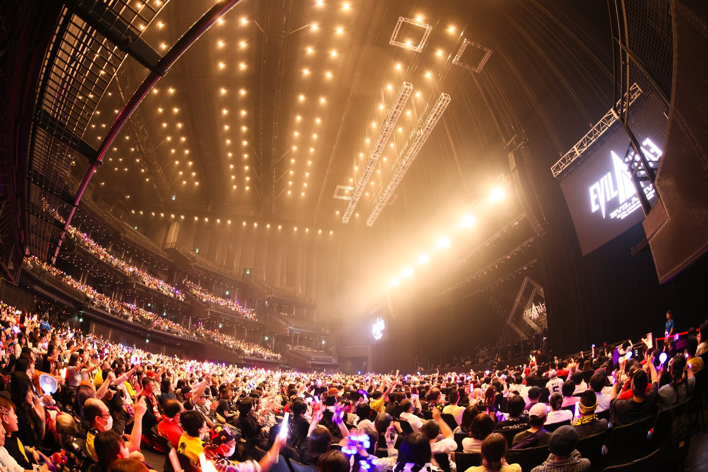 EVIL LINE RECORDS 10th Anniversary FES. “EVIL A LIVE” 2024のライブレポートが公開 |  アニメ！アニメ！