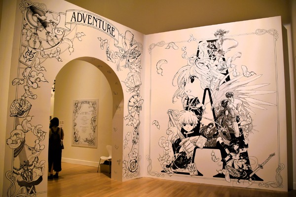 レイアース」「xxxHOLiC」…CLAMP35年の軌跡を辿る展覧会が開催 「CC 