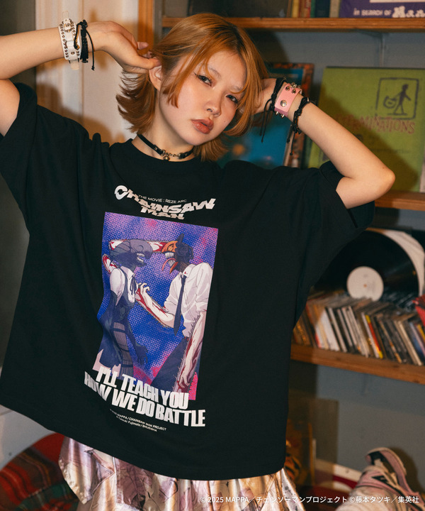 チェンソーマン」レゼ “デンジ君みたいな面白い人はじめて”Tシャツや 