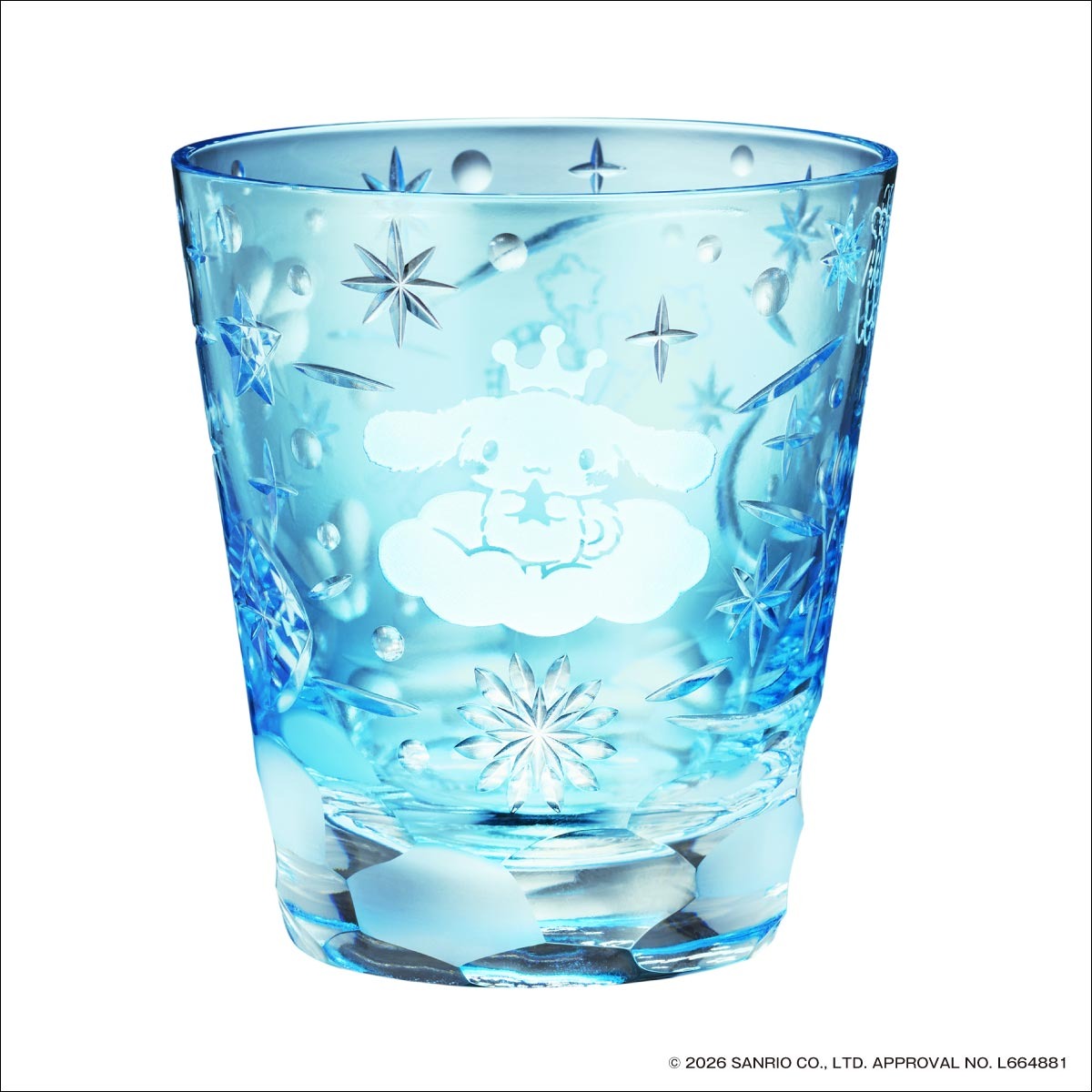 キラキラ光るシナモンが眩しい…！「サンリオ」シナモロールがデザイン