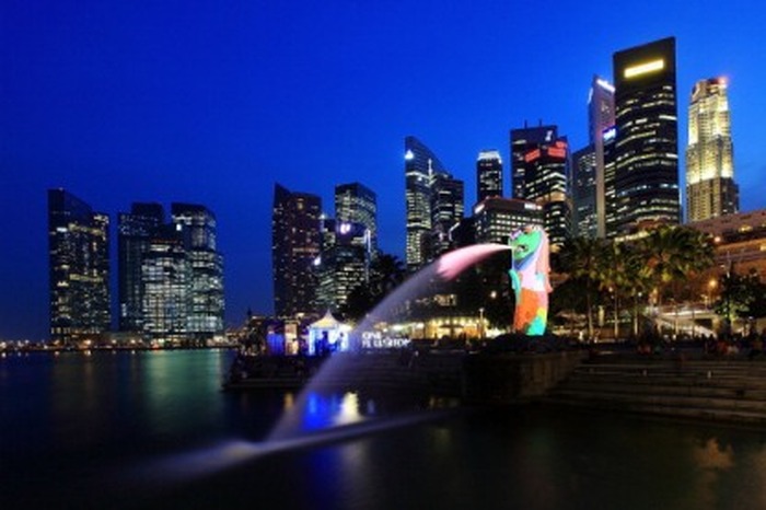 まずはアジア、シンガポールがビジネスをスタートする国に選ばれた。(c)2012 Getty Images