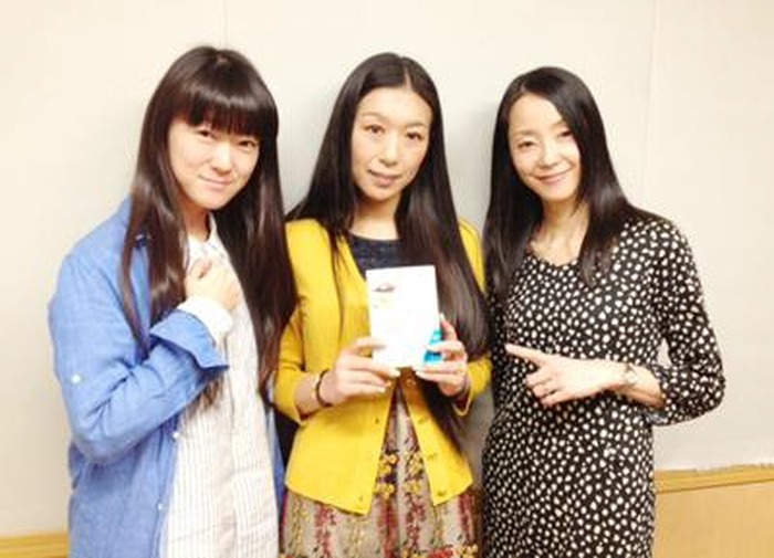 「水流と砂金」左から釘宮理恵さん、著者の宮木あや子さん、田中敦子さん。