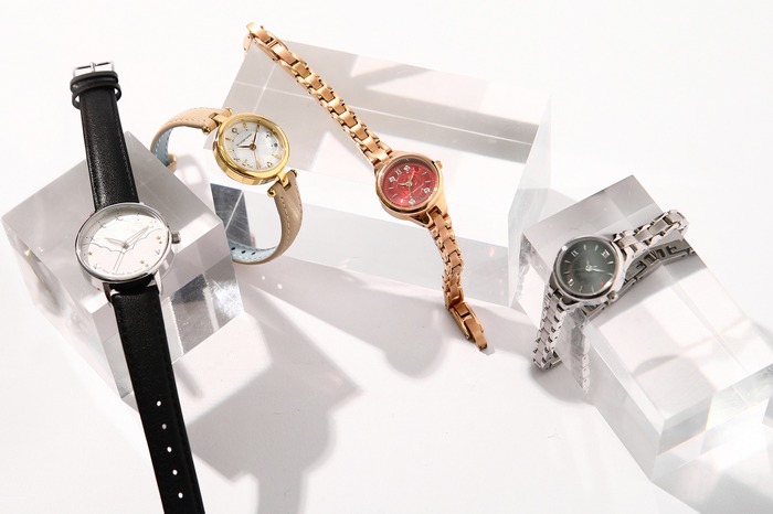 文豪ストレイドッグス 腕時計 中原中也モデル 薔薇 - 金属ベルト