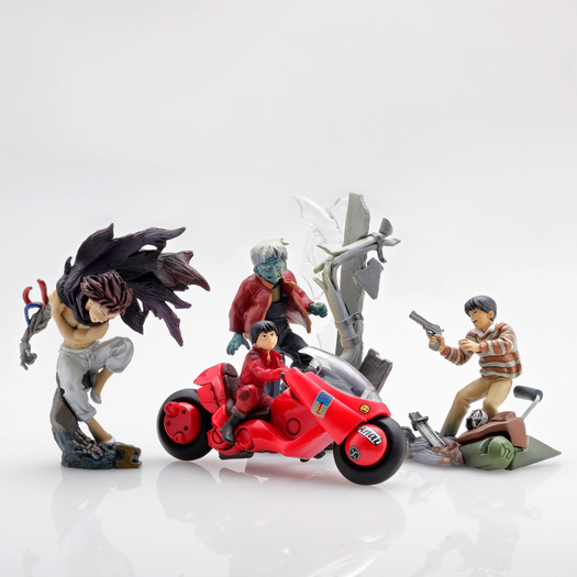 AKIRA」ミニフィギュアシリーズ第1弾発売！ バイクに乗った金田、覚醒