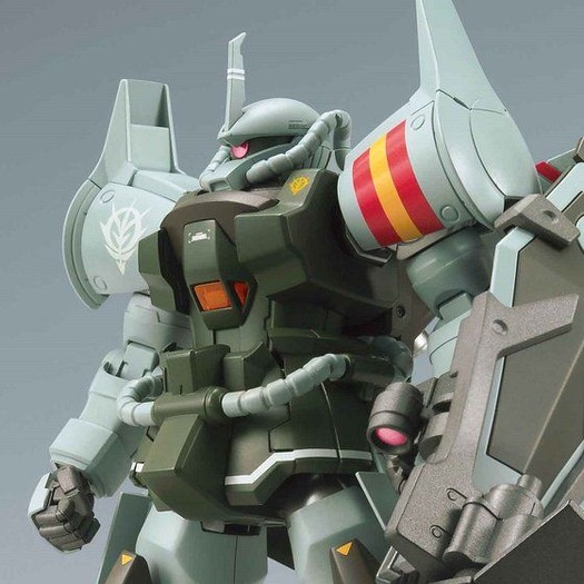 「HG 1/144 ガンダムベース限定 グフ・フライトタイプ（21stCENTURY REAL TYPE Ver.）」2,750円（税込）（C）創通・サンライズ