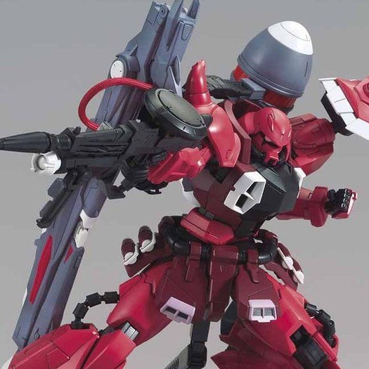 「MG 1/100 ガナーザクウォーリア（ルナマリア・ホーク専用機）」4,730円（税込）（C）創通・サンライズ