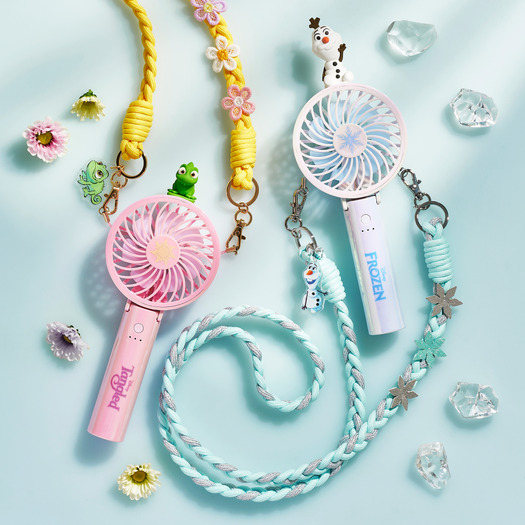 ハンディファン　各4,000円/ マルチストラップ　各2,000円